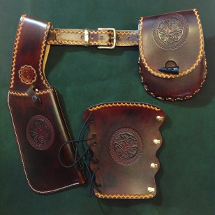 Archery Side Quiver Set  - Target Style (Celtic Dogs)