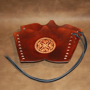 Archery Bracer - Traditional style with Oakcircle tooling (pair)